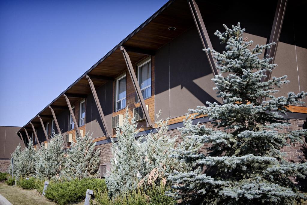 Heritage Inn Hotel & Convention Centre - High River エクステリア 写真