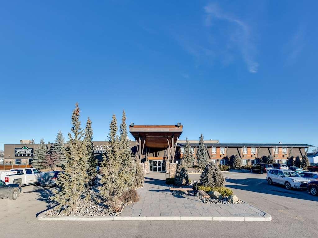 Heritage Inn Hotel & Convention Centre - High River エクステリア 写真