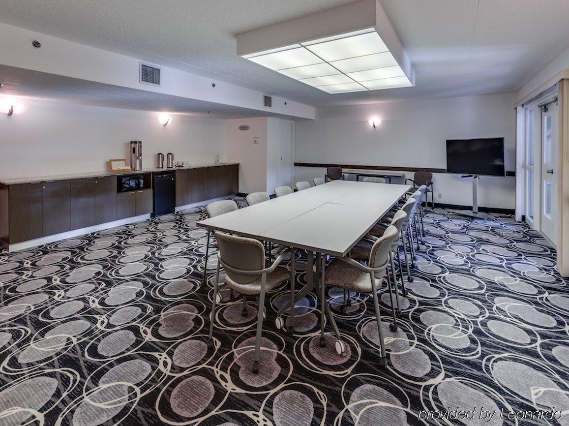 Heritage Inn Hotel & Convention Centre - High River エクステリア 写真