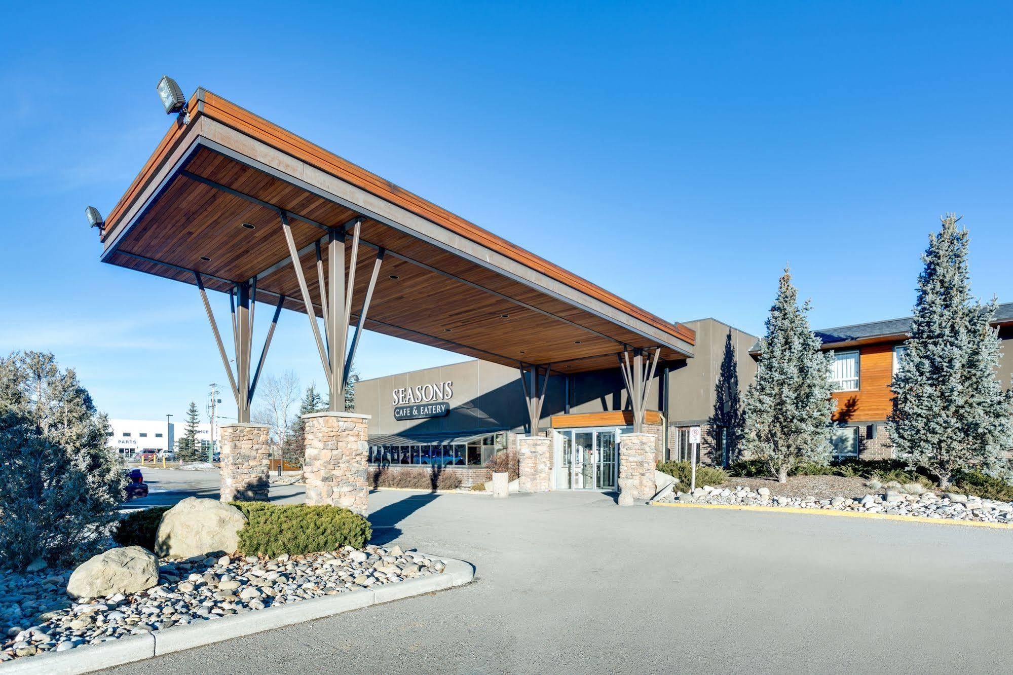 Heritage Inn Hotel & Convention Centre - High River エクステリア 写真